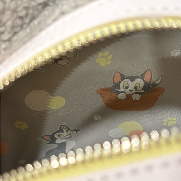 Figaro Loungefly Mini
Backpack - Pinocchio main image 4